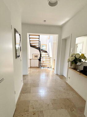 Bild 3 - 8 Zimmer Einfamilienhaus in Berlin