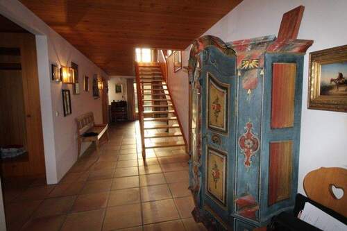 Entrée - 8 Zimmer Einfamilienhaus zur Miete in Aystetten