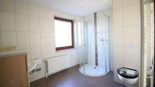 Bad - 5 Zimmer Einfamilienhaus in Aschersleben