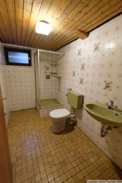 Zusätzliches Bad im Untergeschoss - 