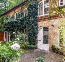 Ruhe und Rückzug - Exklusives Wohnen in historischer Remise im Herzen Berlins - Berlin-Prenzlauer Berg