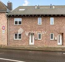 Moderne Doppelhaushälfte mit 125 qm, 5 Zimmer, Garten und Garage - Übach-Palenberg Scherpenseel