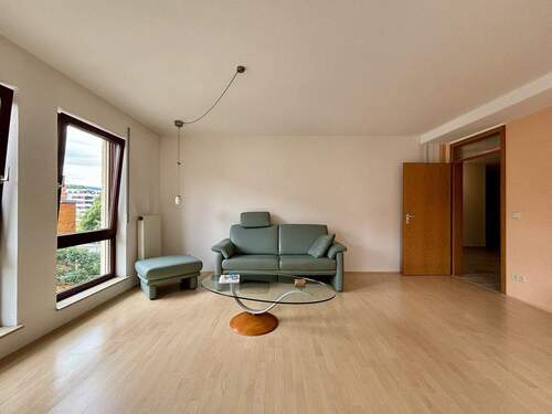 Wohn- & Esszimmer - 3 Zimmer Etagenwohnung zum Kaufen in Balingen