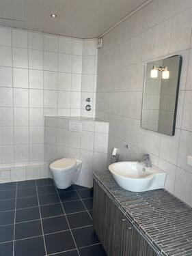 WC - 