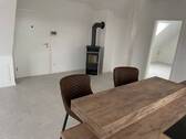 Wohn-Essbereich 1 - 2 Zimmer Etagenwohnung in Baiersdorf