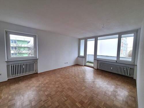 Wohnz.jpeg - 3 Zimmer Etagenwohnung in Erlangen