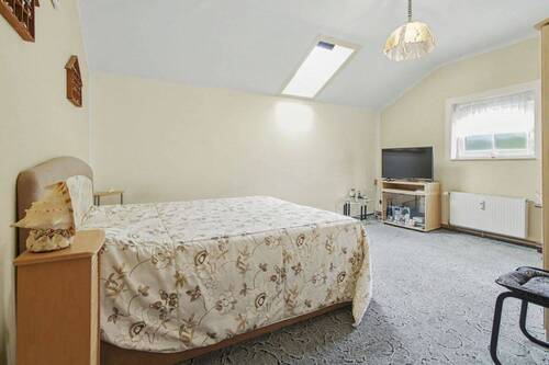 Schlafzimmer V OG (EFH) - 