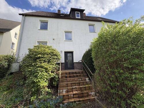 Rückansicht - 8 Zimmer Einfamilienhaus in Schieder-Schwalenberg