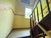 zum Obergeschoss - 