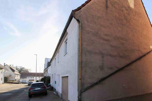 Haus Seitenansicht Bild 2 - 