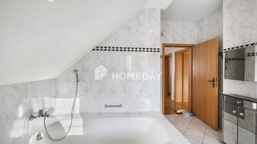 1. OG Badezimmer 3 - 