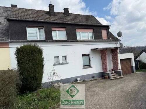 Bild 1 - Einfamilien-Reihenendhaus in zentraler Lage mit unverbaubarem Fernblick und Garage in Prüm