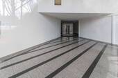 Foyer - 
