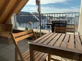 Dachterrasse - **Herrliche 4 Zi.-DG-Wohnung mit Dachterrasse + 2 Stpl. in toller Wohnlage Goldach (S8)**