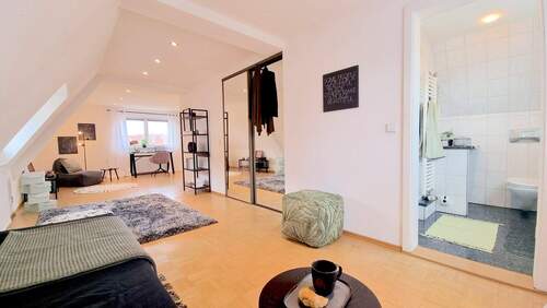 DG-Zimmer mit eigenem Bad - 