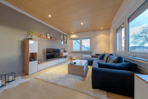 1.OG re. Wohnzimmer - 