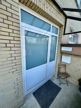 Seperater Eingang - 4 Zimmer Büro zur Miete in Hamburg