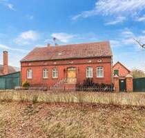 Platz für Familie, Tiere und Ideen - Einfamilienhaus mit großem Grundstück und Nebengebäuden - Hohenberg-Krusemark