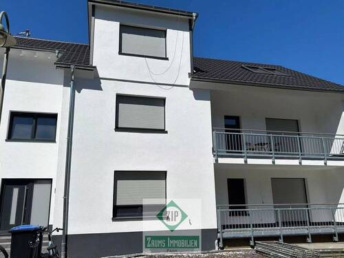 Bild 2 - 3 Zimmer Etagenwohnung zur Miete in Brauneberg