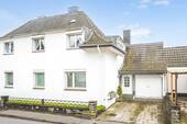 Vorderansicht - 6 Zimmer Einfamilienhaus in Aachen