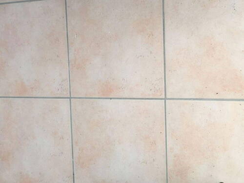 Fliesenboden im WoZi - 