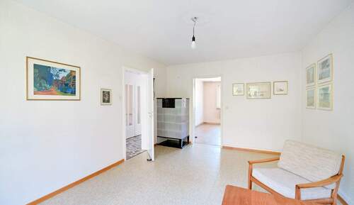 Baujahrestypisch klassisch geschnitten - Mehrfamilienhaus, Wohnhaus mit 181,00 m² in Stuttgart zum Kaufen