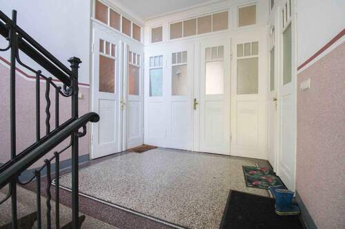 Treppenhaus - Einfamilienhaus in Chemnitz zum Kaufen