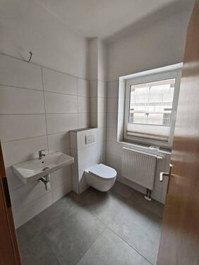 Sniertes Bad - Etagenwohnung mit 50,00 m&sup2; in Greifswald zur Miete
