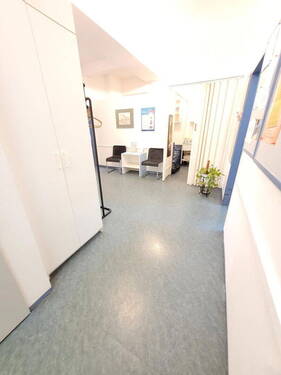 Flur (Blick in Richtung R. 1) - 