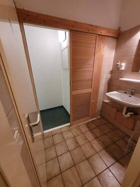 Badezimmer (Vorraum) - 