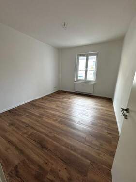 Wohnzimmer - 2 Zimmer Etagenwohnung zur Miete in Lüdenscheid