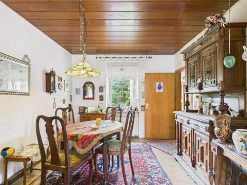 Essbereich - 4 Zimmer Mehrfamilienhaus, Wohnhaus in Saarbrücken