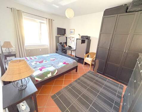 große Schlafoase mit viel Stellraum - 