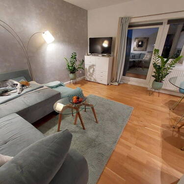 Wohnbereich - 2 Zimmer Etagenwohnung zum Kaufen in Bonn