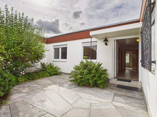 Eingang - 3 Zimmer Reihenmittelhaus in Bietigheim-Bissingen