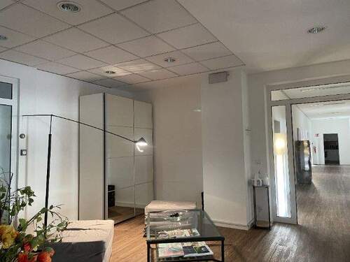 Flur - Büro zur Miete in Berlin