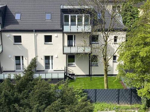 Rückansicht - 3 Zimmer Etagenwohnung zum Kaufen in Duisburg