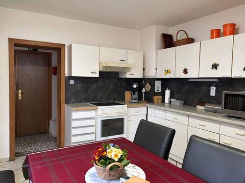 Küche - 5 Zimmer Mehrfamilienhaus, Wohnhaus in Rheda-Wiedenbrück