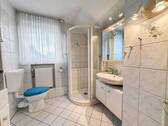 Badezimmer Dachgeschoss - 