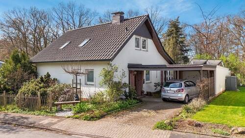Straßenansicht - Wohntraum für Naturliebhaber - 269.000,00&nbsp;EUR Kaufpreis, ca.&nbsp; 105,00&nbsp;m&sup2;&nbsp;Wohnfl&auml;che