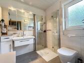 Badezimmer Erdgeschoss - 