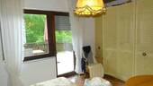 Schlafzimmer mit Balkontür - 
