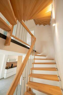 In unserem Musterhaus - 6 Zimmer Doppelhaushälfte in Schönaich