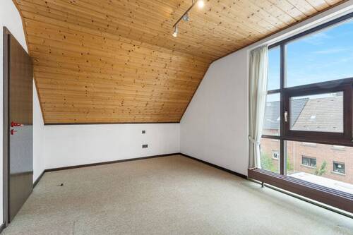 Schlafzimmer DG 2 - 