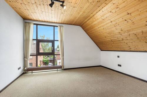 Schlafzimmer DG 2 - 
