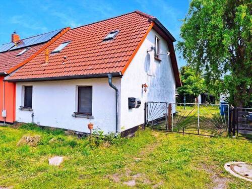 Gesamtansicht - 9 Zimmer Einfamilienhaus zum Kaufen in Trent