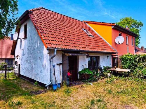 Gesamtansicht - 9 Zimmer Einfamilienhaus in Trent