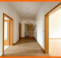 Schnäppchen!!! Große und helle 2 Raum Wohnung im Geraer Ostviertel