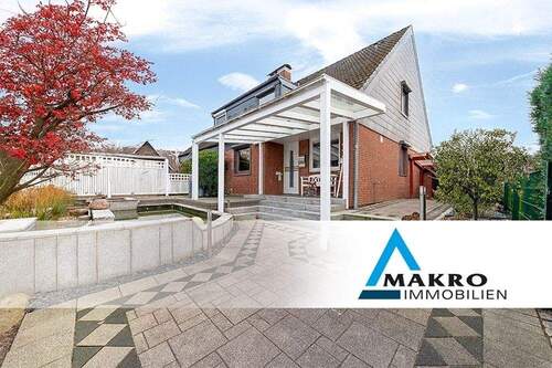 Hausansicht - 3D VIRTUAL TOUR - Stilvolles Wohnhaus mit Wintergarten & Garage in Pinneberg