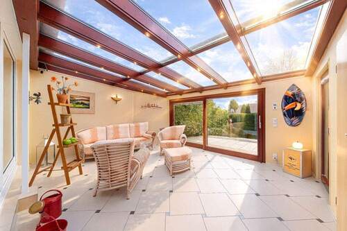 Wintergarten - 4 Zimmer Doppelhaushälfte in Pinneberg